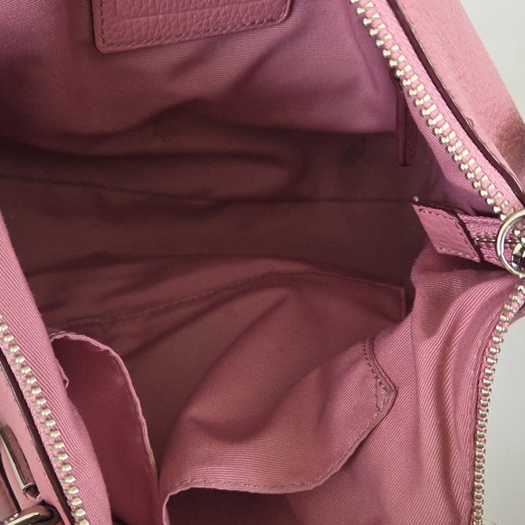 Small Dusty Pink Coach Leather Bag. 2 Handles + Removeable Cross Body Strap. - Picture 6 of 7